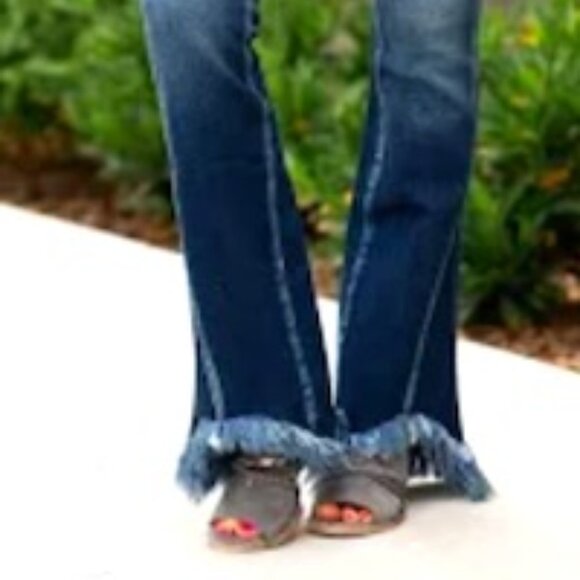 🥳 FINAL SALE 🎉 Kancan Hippie Distressed Fringed Jean Sz 26 - Picture 1 of 10